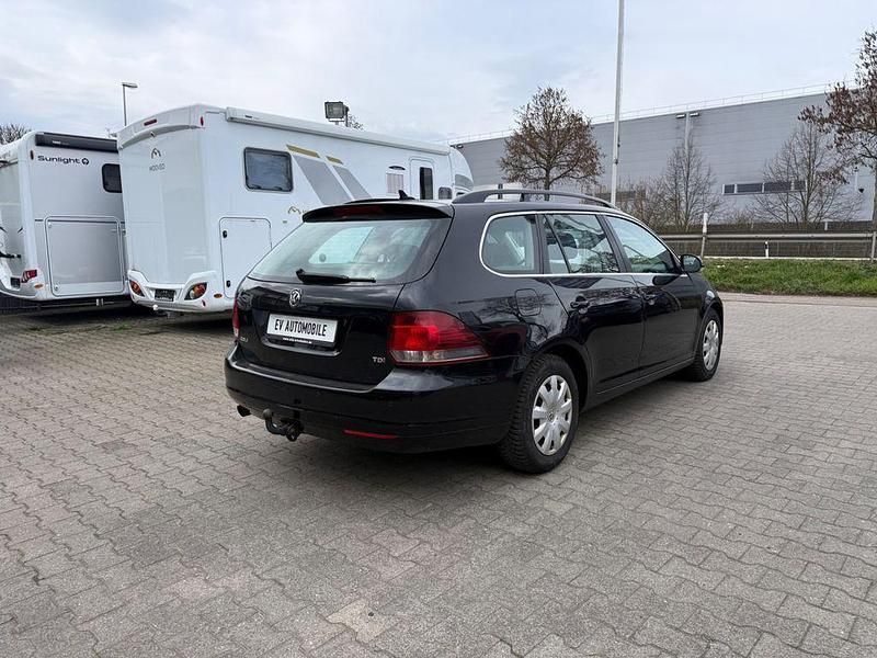 Gebraucht VW Golf VI 105 PS (77 kW) 2011 Schwarz Kleinwagen