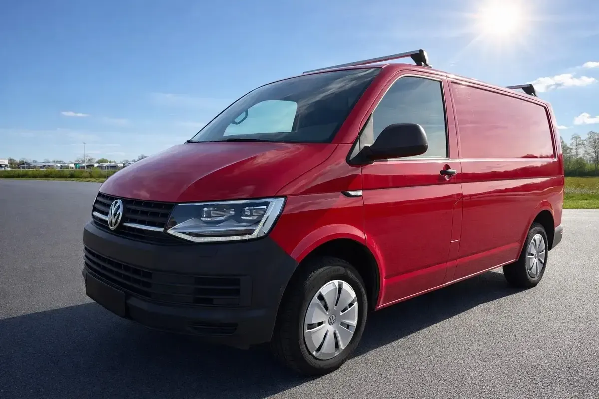 Usata VW Transporter 102 CV (75 kW) 2019 Rosso Furgone