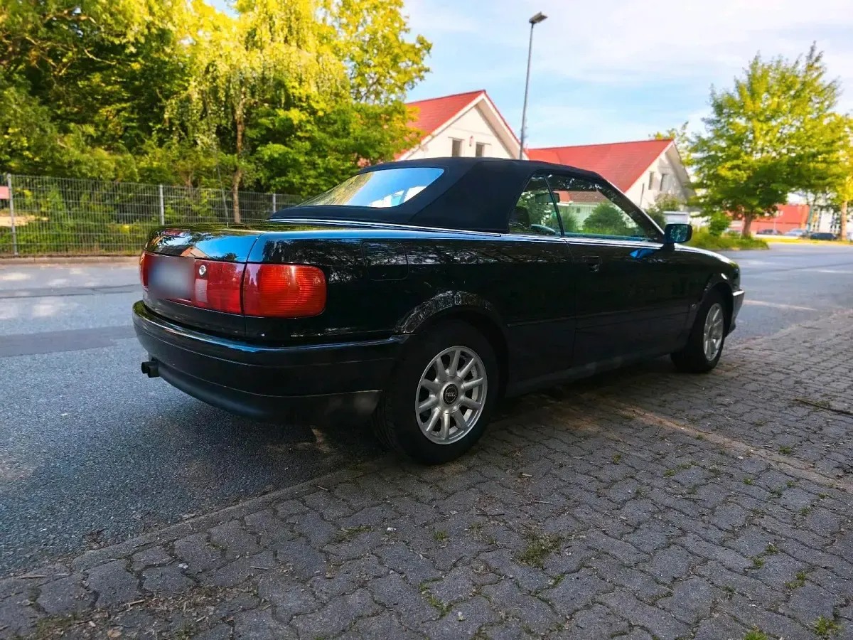 Gebraucht Audi Cabriolet 90 PS (66 kW) 1996 Schwarz Cabrio