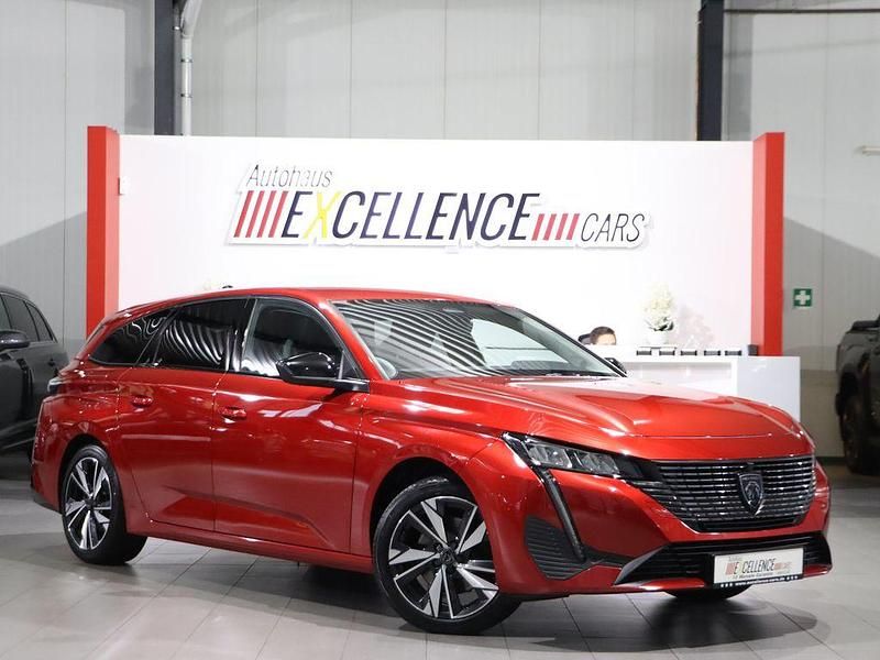 Rot Gebraucht 2022 Peugeot 308 Allure Kombi | 16.991 € (Teuer) - Bild 1/4