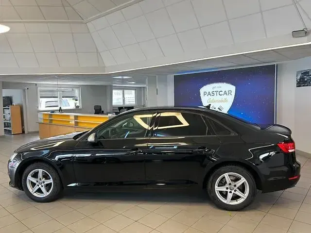 Gebraucht Audi A4 Basis 330 PS (242 kW) 2017 Schwarz Limousine