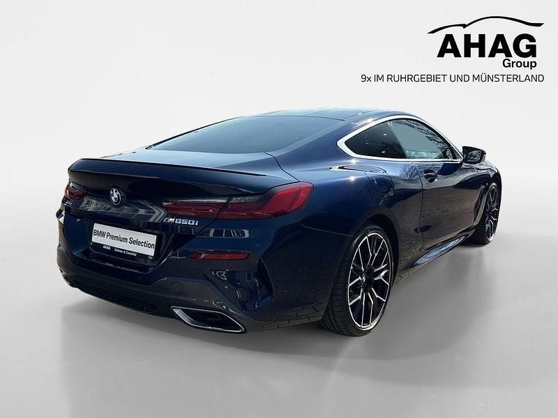 Gebraucht BMW M850 Performance 530 PS (389 kW) 2025 Blau Coupé