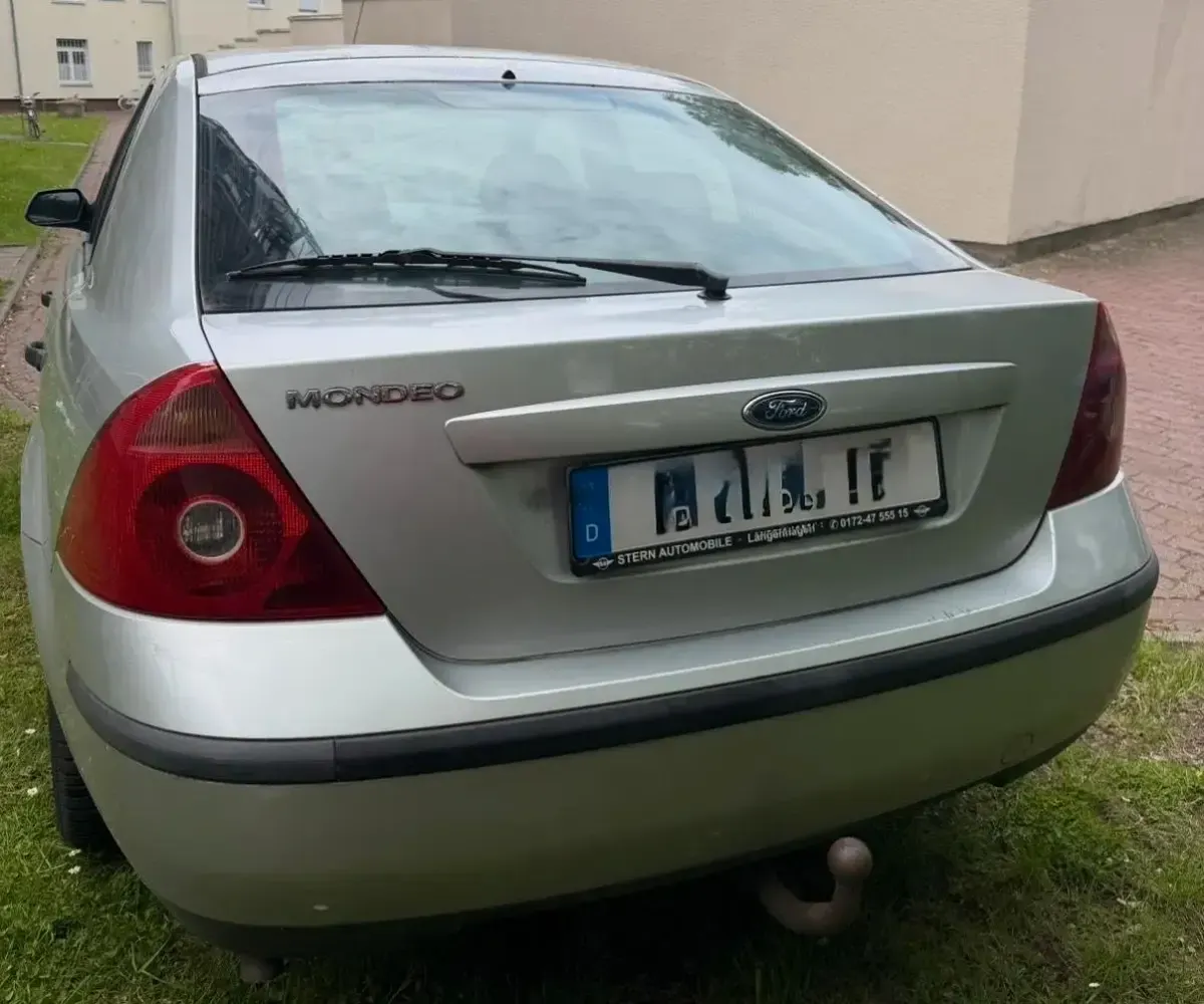 Używany Ford Mondeo 125 KM (91 kW) 2000 Szary Sedan/Limuzyna