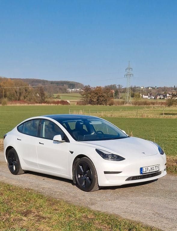 Gebraucht Tesla Model 3 RWD 239 kW (325 PS) 2021 Weiß Limousine