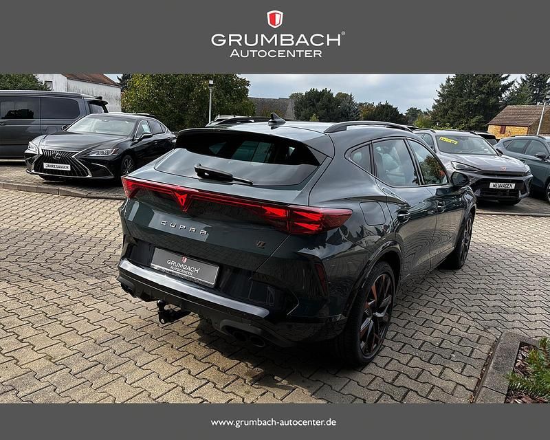 Neu Cupra Formentor VZ 333 PS (244 kW) 2025 9k fiord blue SUV