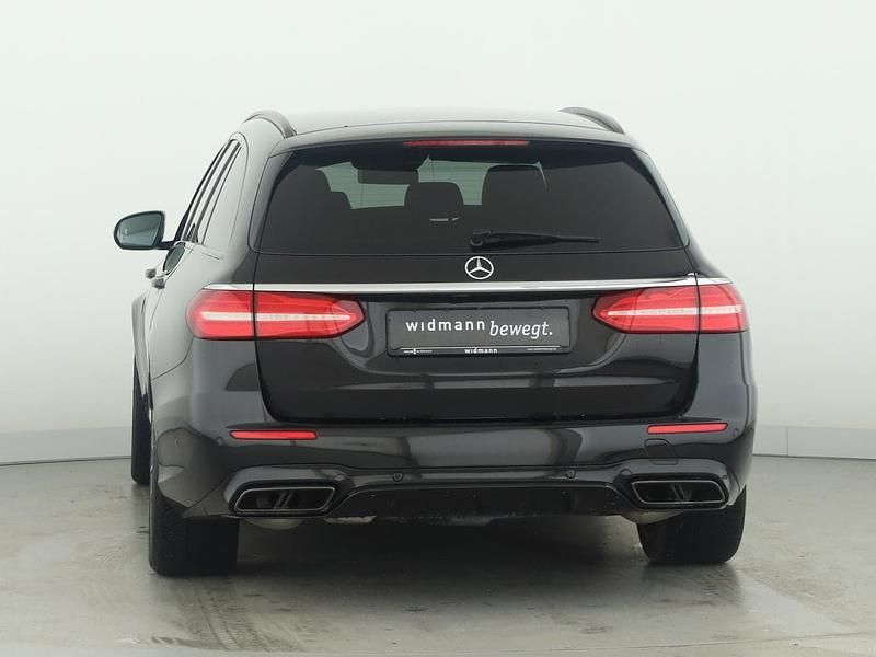Gebraucht Mercedes E63S AMG AMG 612 PS (450 kW) 2018 Metalliclack obsidianschwarz Kombi