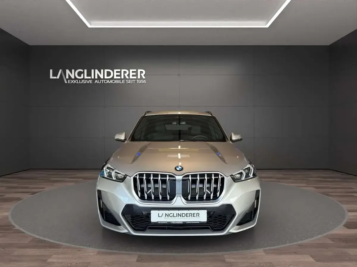 Gebraucht BMW X1 M Sport 136 PS (100 kW) 2025 Spacesilber metallic SUV