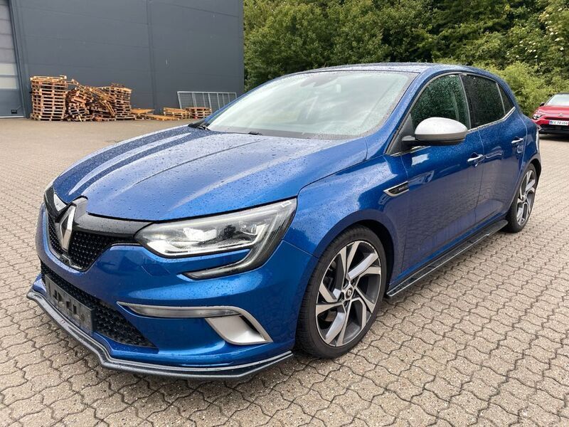 Blau Gebraucht 2016 Renault Mégane IV GT Limousine | 9.500 € (Guter Preis) - Bild 1/4