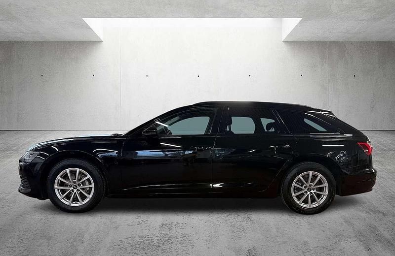 Gebraucht Audi A6 Basis 204 PS (150 kW) 2022 Schwarz Kombi