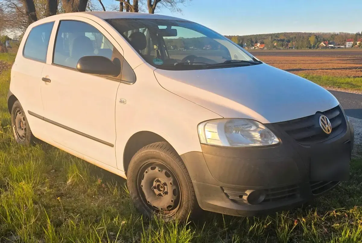 Usata VW Fox 54 CV (39 kW) 2009 Bianco Utilitaria
