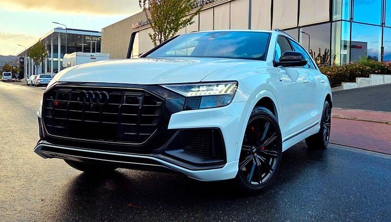 Weiß Gebraucht 2019 Audi SQ8 Ambiente SUV | 61.800 € (Superpreis) - Bild 1/4