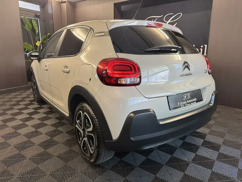 Gebraucht Citroën C3 82 PS (60 kW) 2024 Grau Limousine