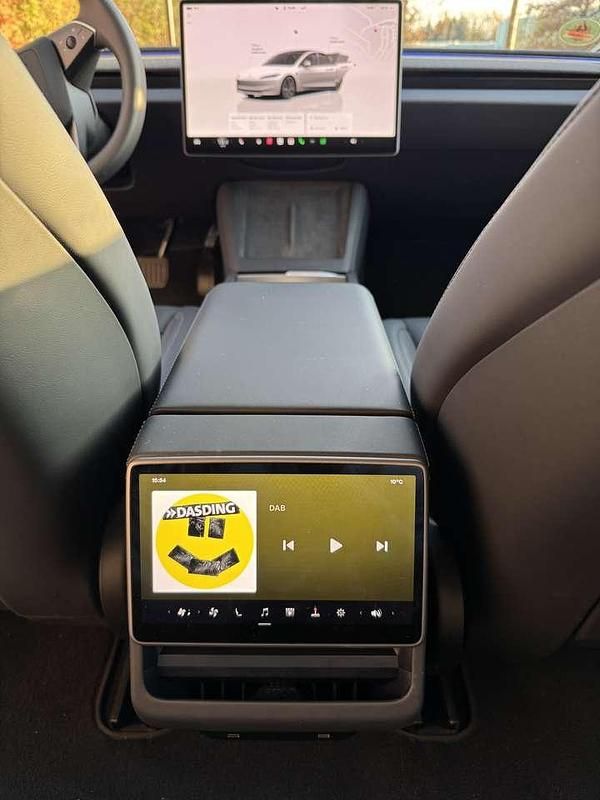 Gebraucht Tesla Model 3 RWD 208 kW (283 PS) 2023 Weiß Limousine