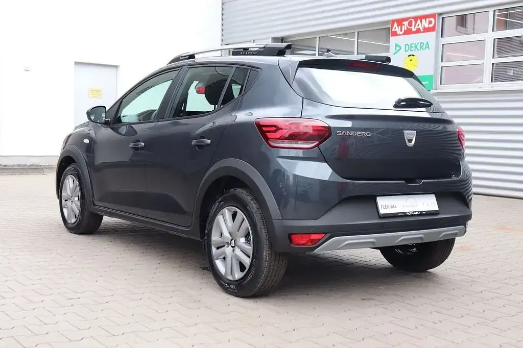 Gebraucht Dacia Sandero Stepway 101 PS (74 kW) 2021 Kometengraumet. SUV