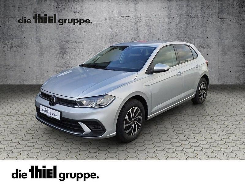Silber Gebraucht 2024 VW Polo Life Kleinwagen | 21.490 € (Fairer Preis) - Bild 1/4