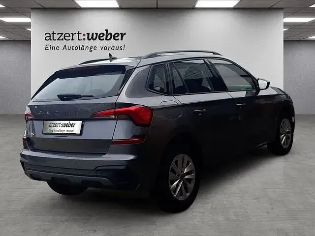 Neu Skoda Kamiq Selection 116 PS (85 kW) 2026 Graphitegrau metallic SUV