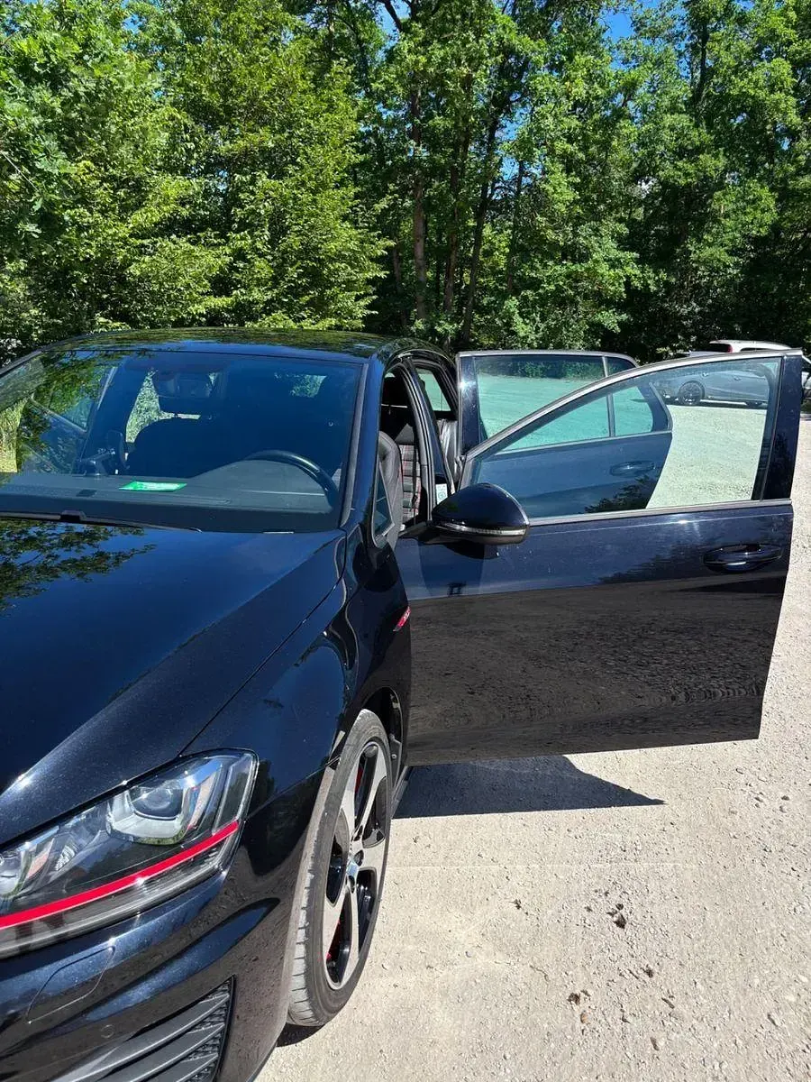 Gebraucht VW Golf VII GTI 220 PS (161 kW) 2016 Schwarz Limousine