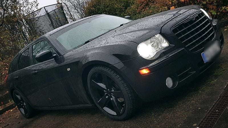 Schwarz Gebraucht 2006 Chrysler 300C Kombi | 3.999 € (Fairer Preis) - Bild 1/1