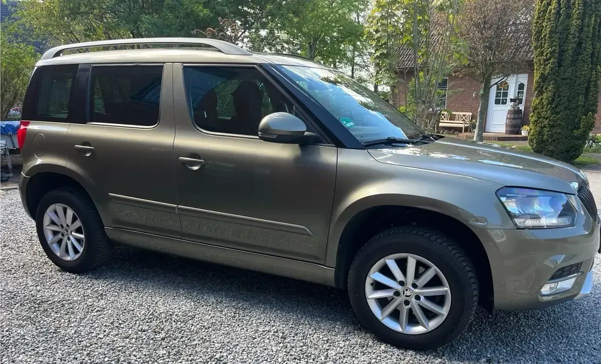 Gebraucht Skoda Yeti 140 PS (102 kW) 2015 Grün SUV