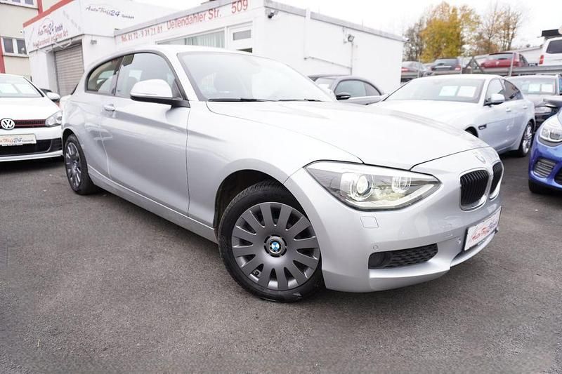 Silber Gebraucht 2014 BMW 116 Kleinwagen | 14.490 € (Etwas zu teuer) - Bild 1/4
