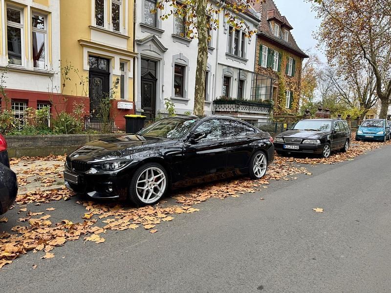 Schwarz Gebraucht 2017 BMW 420 Coupé | 16.200 € (Fairer Preis) - Bild 1/4