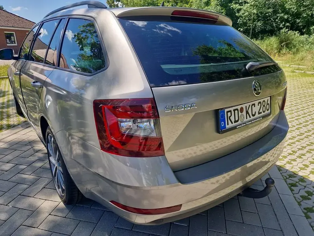 Gebraucht Skoda Octavia Soleil 150 PS (110 kW) 2019 Beige Kombi