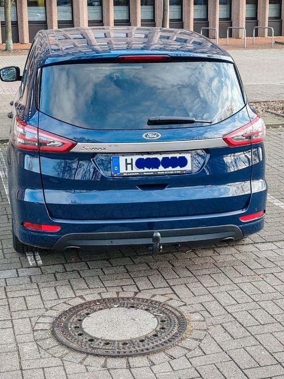 Gebraucht Ford S-MAX Business Edition 150 PS (110 kW) 2016 Blau Van / Kleinbus