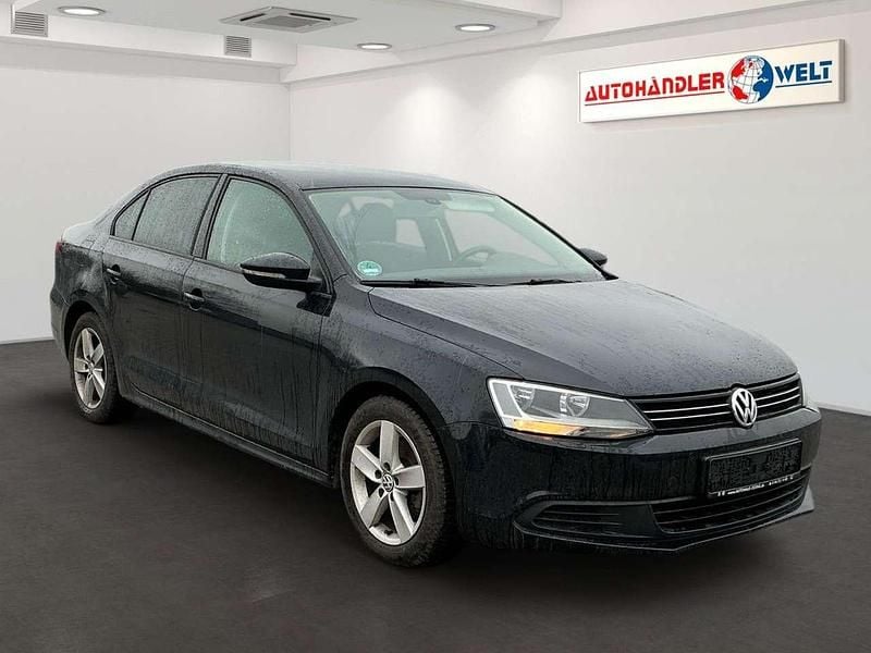 Gebraucht VW Jetta Comfortline 105 PS (77 kW) 2014 Schwarz Limousine