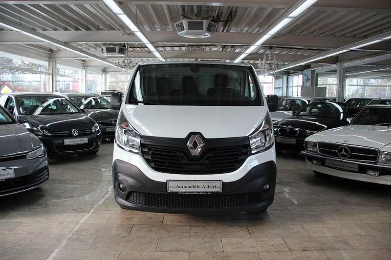 Gebraucht Renault Trafic Komfort 121 PS (88 kW) 2019 Weiß Van / Kleinbus