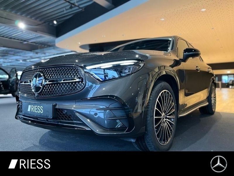 Metalliclack graphitgrau Gebraucht 2025 Mercedes GLC300 AMG Coupé | 72.700 € (Fairer Preis) - Bild 1/4