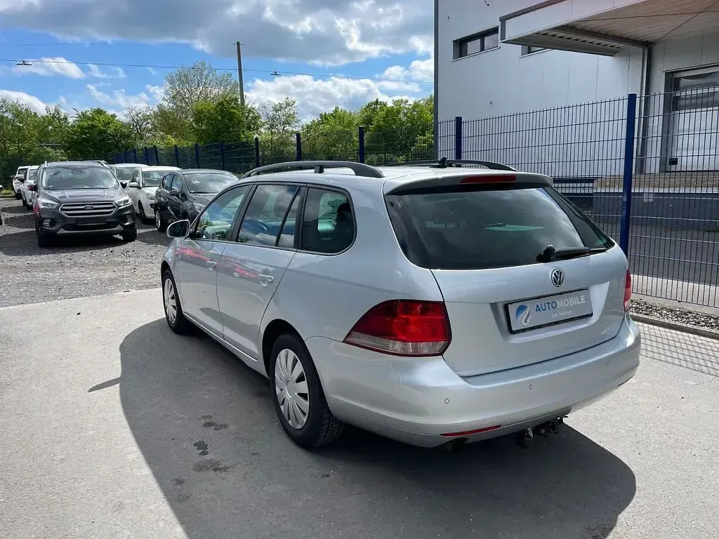 Gebraucht VW Golf VI 105 PS (77 kW) 2012 Silber Kleinwagen
