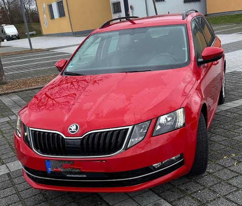 Gebraucht Skoda Octavia Style 116 PS (85 kW) 2019 Rot Kombi
