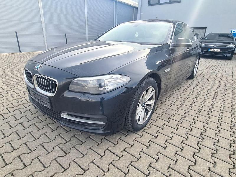 Gebraucht BMW 520 Performance 190 PS (139 kW) 2015 Schwarz Limousine