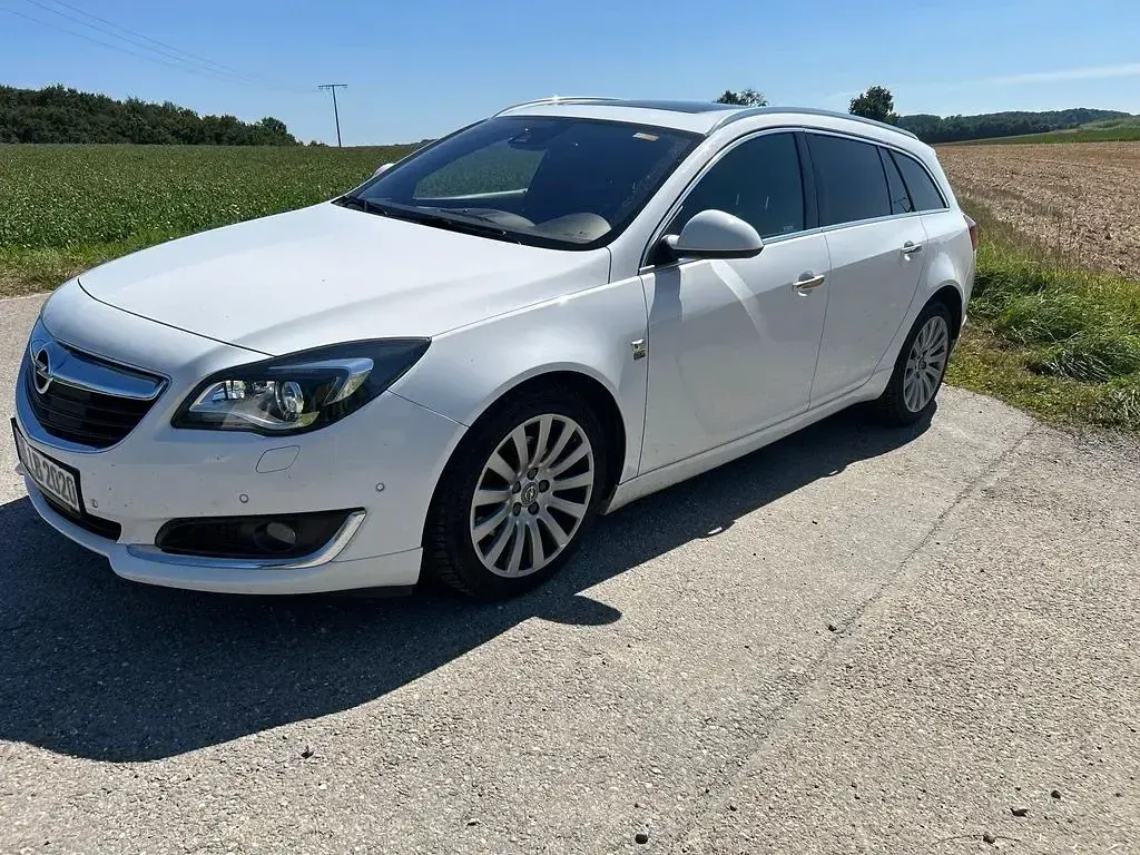 Gebraucht Opel Insignia Sport 170 PS (125 kW) 2016 Weiß Kombi
