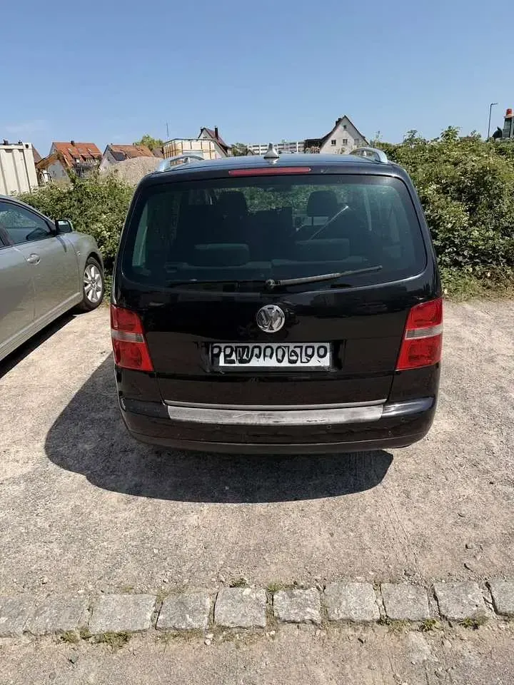 Gebraucht VW Touran Trendline 140 PS (102 kW) 2006 Schwarz Van / Kleinbus