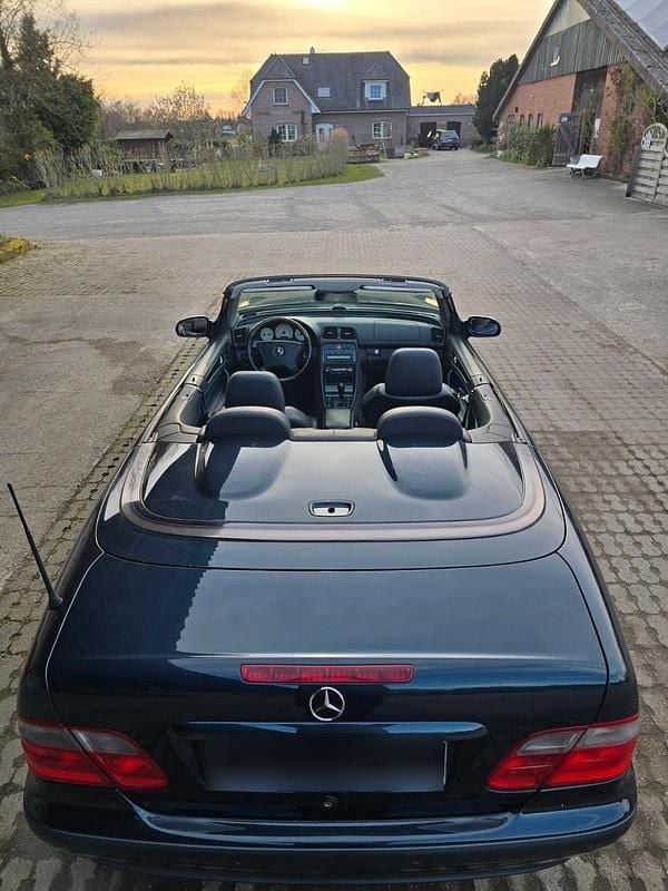 Gebraucht Mercedes CLK320 217 PS (159 kW) 1998 Cabrio