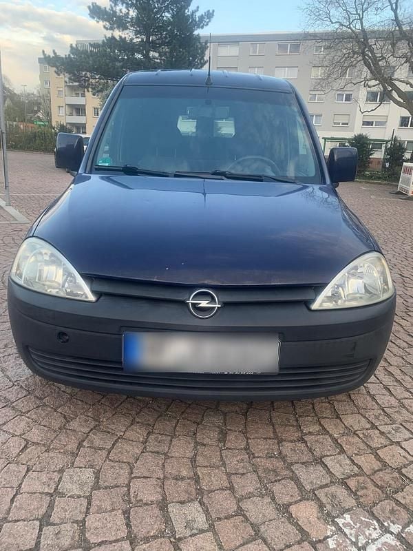 Second-hand Opel Combo 75 CP (55 kW) 2005 Albastru Monovolum