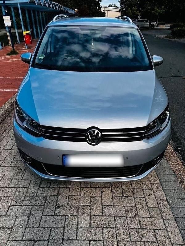 Gebraucht VW Touran 105 PS (77 kW) 2015 Silber Van / Kleinbus