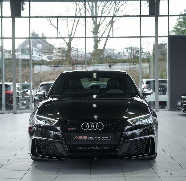 Gebraucht Audi RS3 Sport 368 PS (270 kW) 2016 Schwarz Limousine