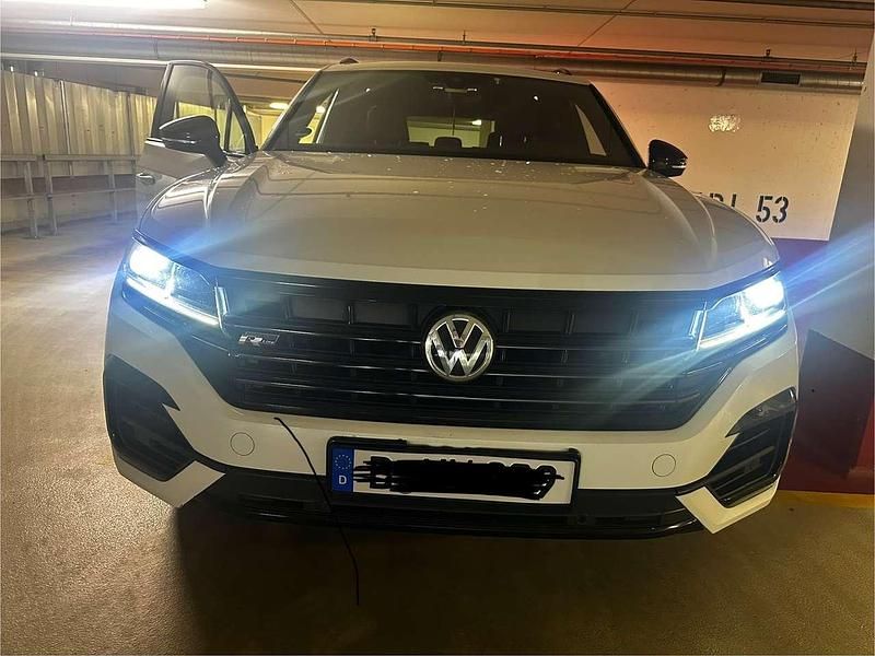 Weiß Gebraucht 2018 VW Touareg R-line SUV | 29.500 € (Superpreis) - Bild 1/4