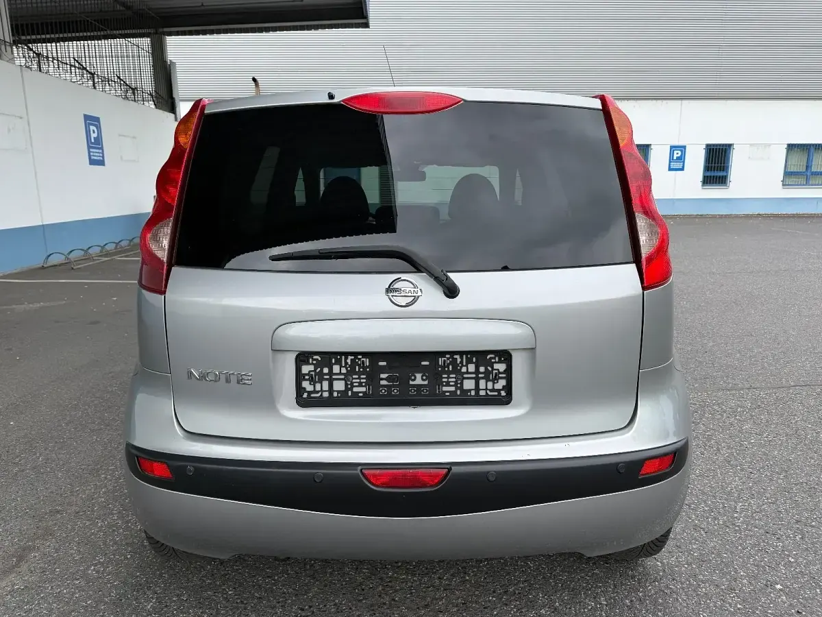 Gebraucht Nissan Note Acenta 88 PS (64 kW) 2006 Grau Kleinwagen