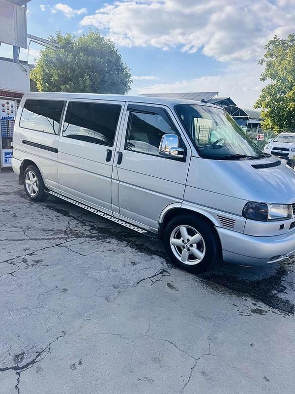 Silber Gebraucht 2002 VW Caravelle Van / Kleinbus | 7.400 € - Bild 1/4