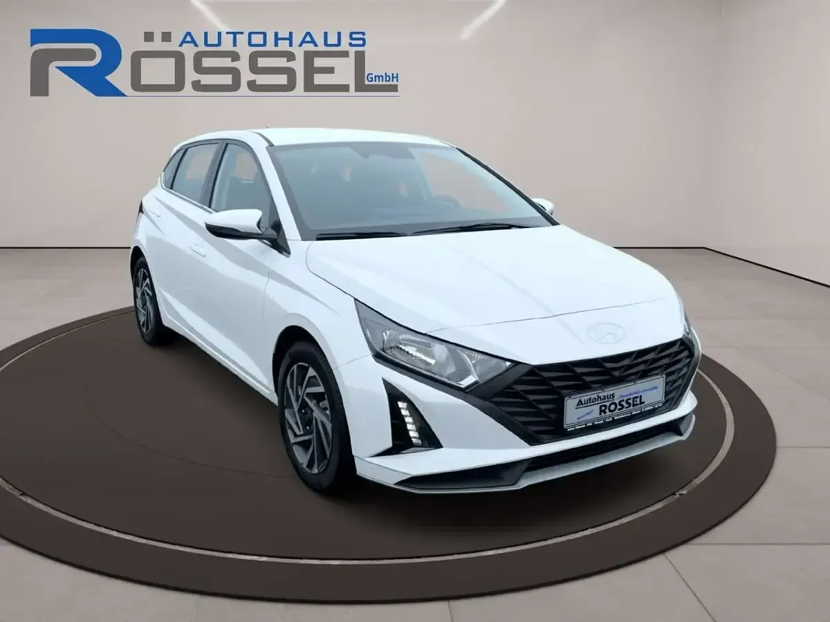 Neu Hyundai i20 Edition 90 PS (66 kW) 2026 Atlas white Kleinwagen