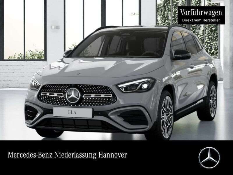 Manufaktur alpingrau Gebraucht 2025 Mercedes GLA200 AMG SUV | 48.750 € (Teuer) - Bild 1/4