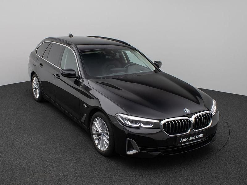 Gebraucht BMW 530e Luxury Line 292 PS (214 kW) 2022 Schwarz Limousine