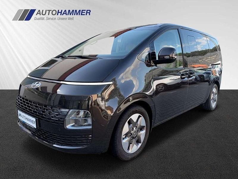 Gaya brown / min Gebraucht 2023 Hyundai Staria Prime Van | 43.980 € (Fairer Preis) - Bild 1/4