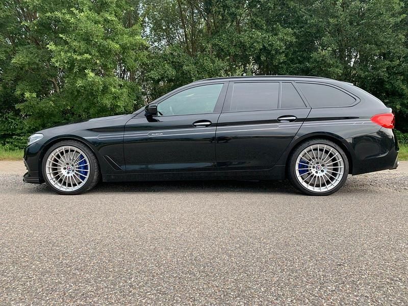 Schwarz Gebraucht 2018 Alpina B5 Kombi | 59.800 € (Teuer) - Bild 1/4