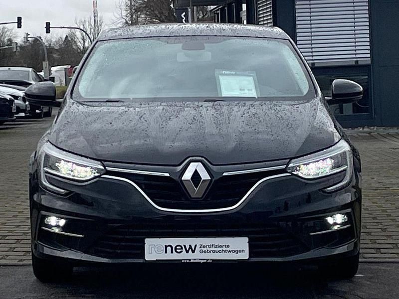 Gebraucht Renault Mégane IV Zen 140 PS (102 kW) 2022 Black pearlschwarz (metallic) Limousine