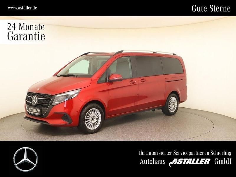 Hyazinthrot metallic Gebraucht 2024 Mercedes V300 Style Van / Kleinbus | 67.899 € - Bild 1/4