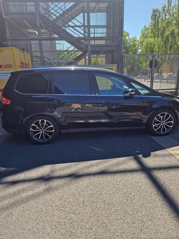 Gebraucht Ford Galaxy Titanium 210 PS (154 kW) 2015 Schwarz Van / Kleinbus